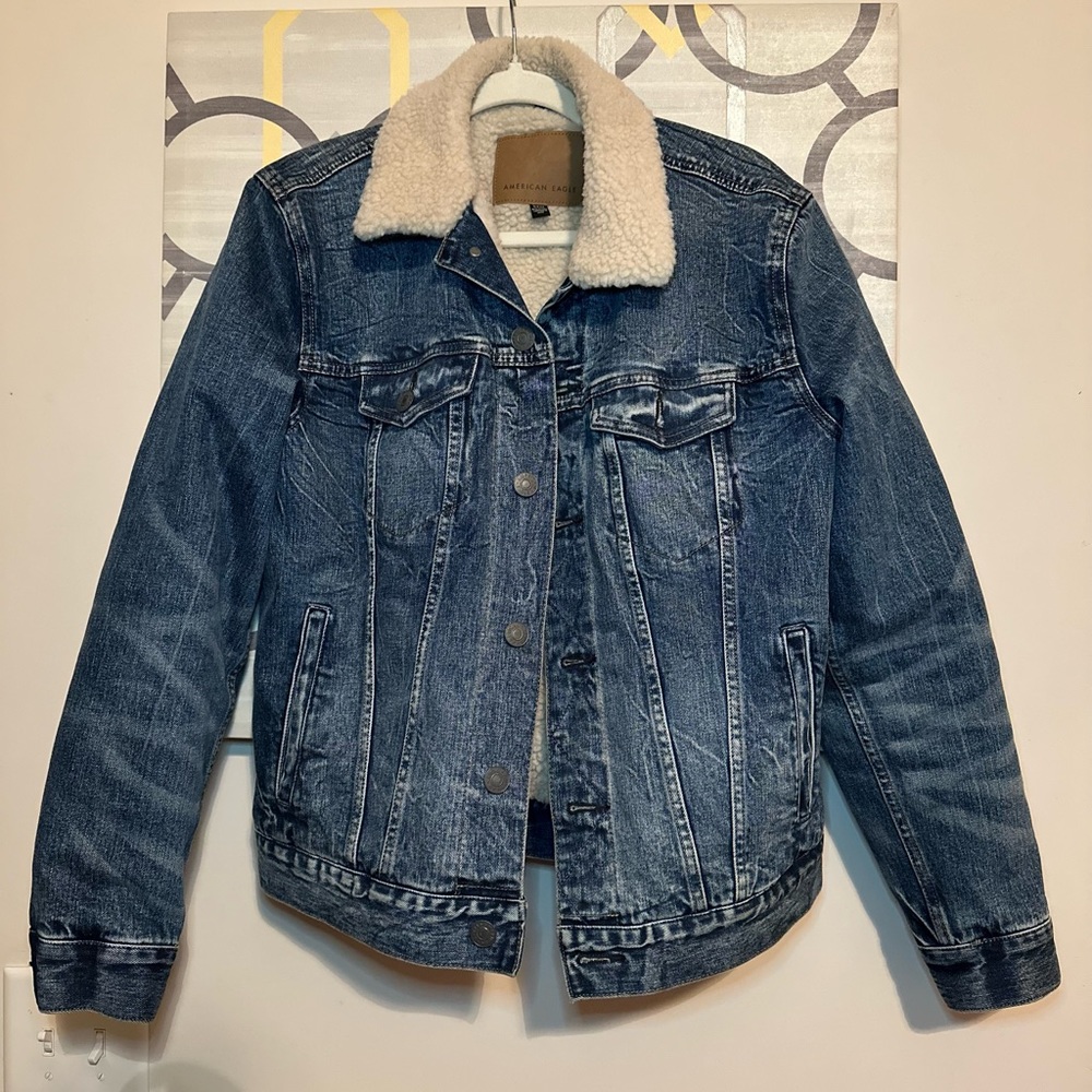 AE Sherpa Denim Jacket Size: S
